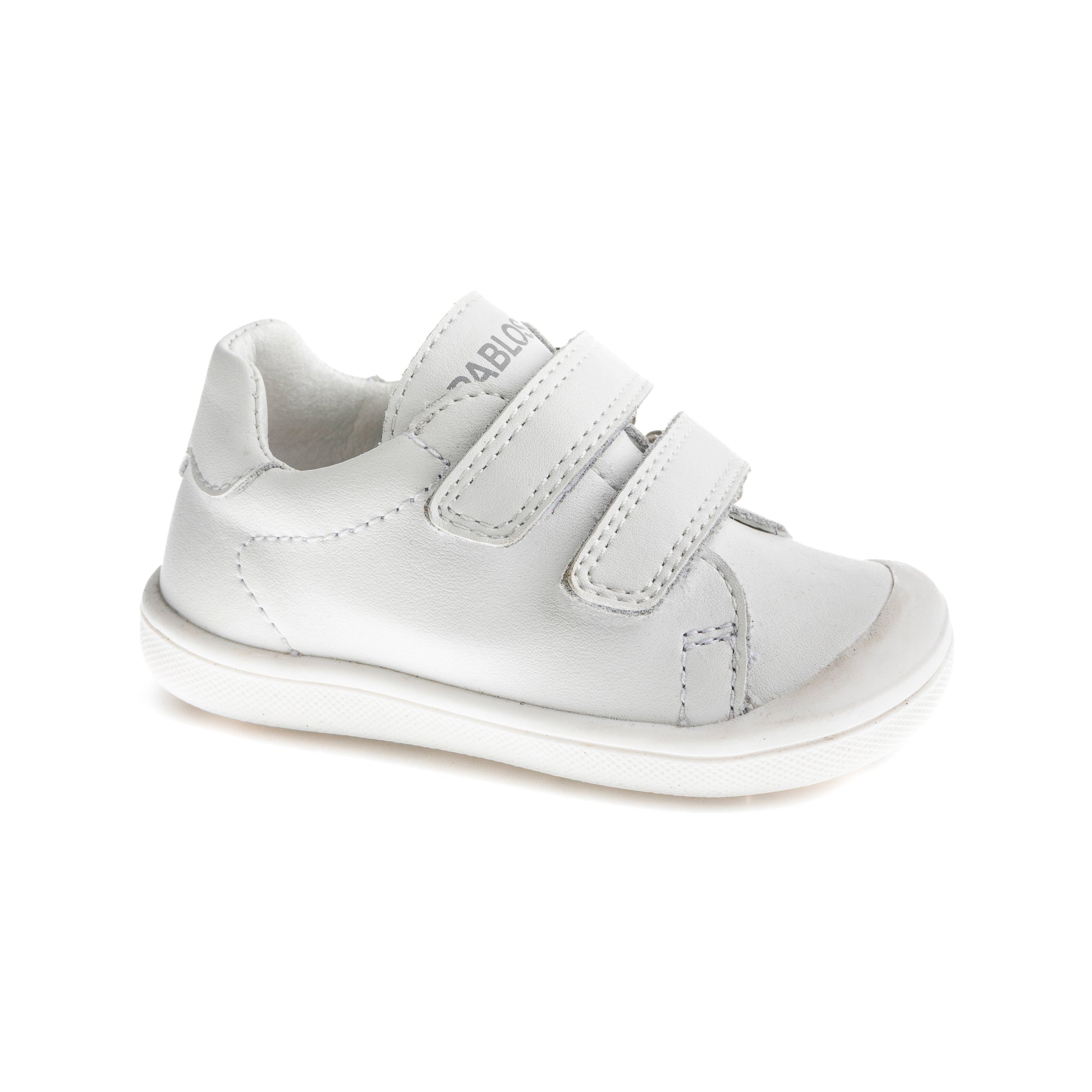 PLUS SNEAKERS