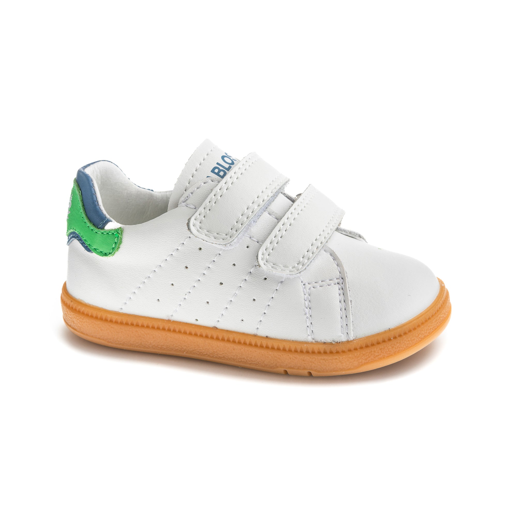 PLUS SNEAKERS