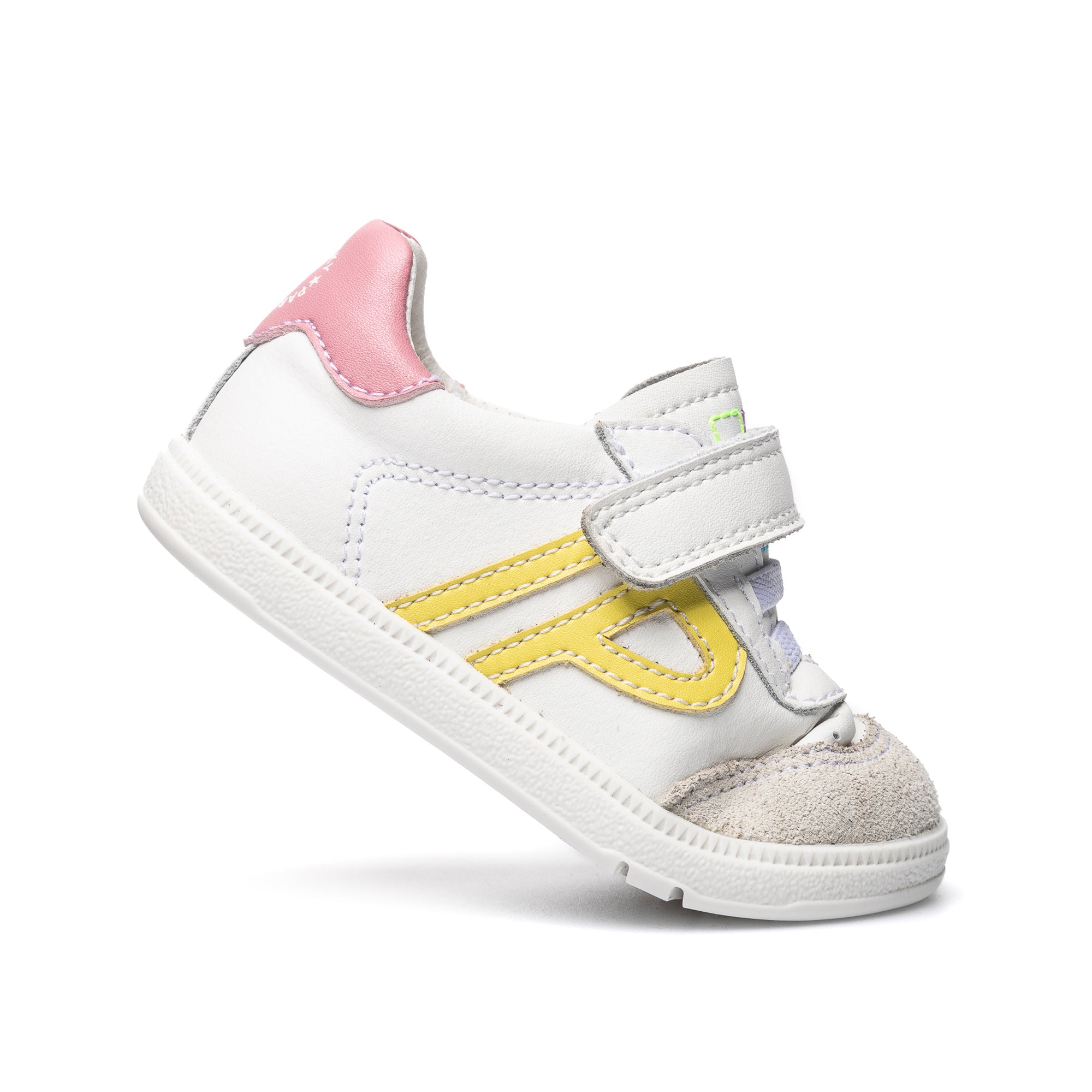 PLUS SNEAKERS
