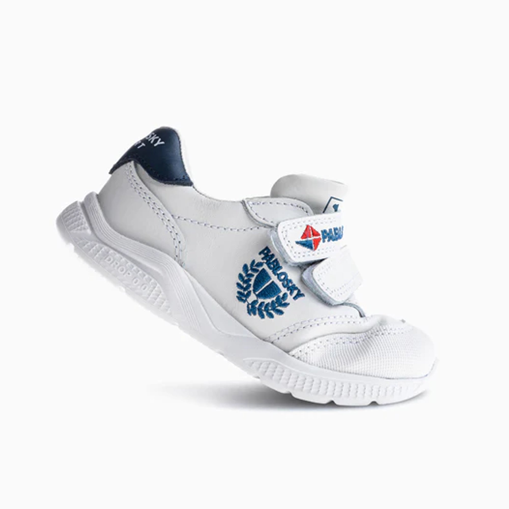 PLUS SNEAKERS