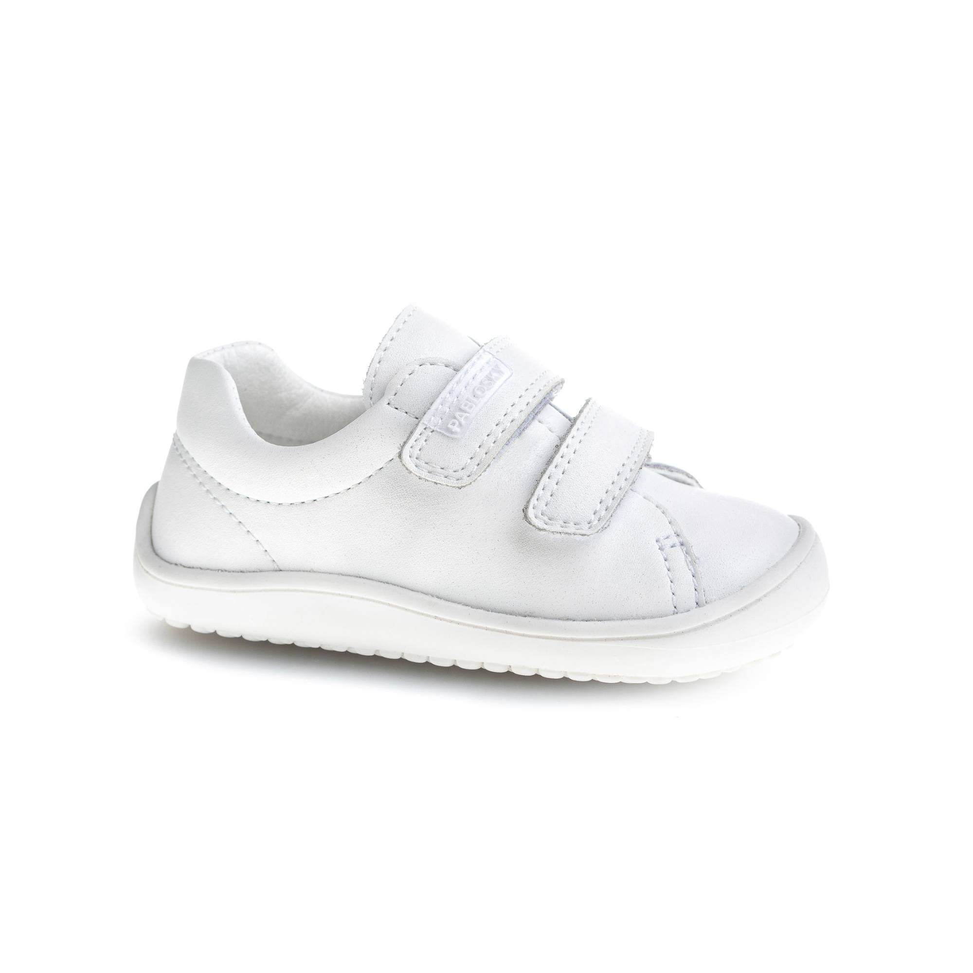 PLUS SNEAKERS