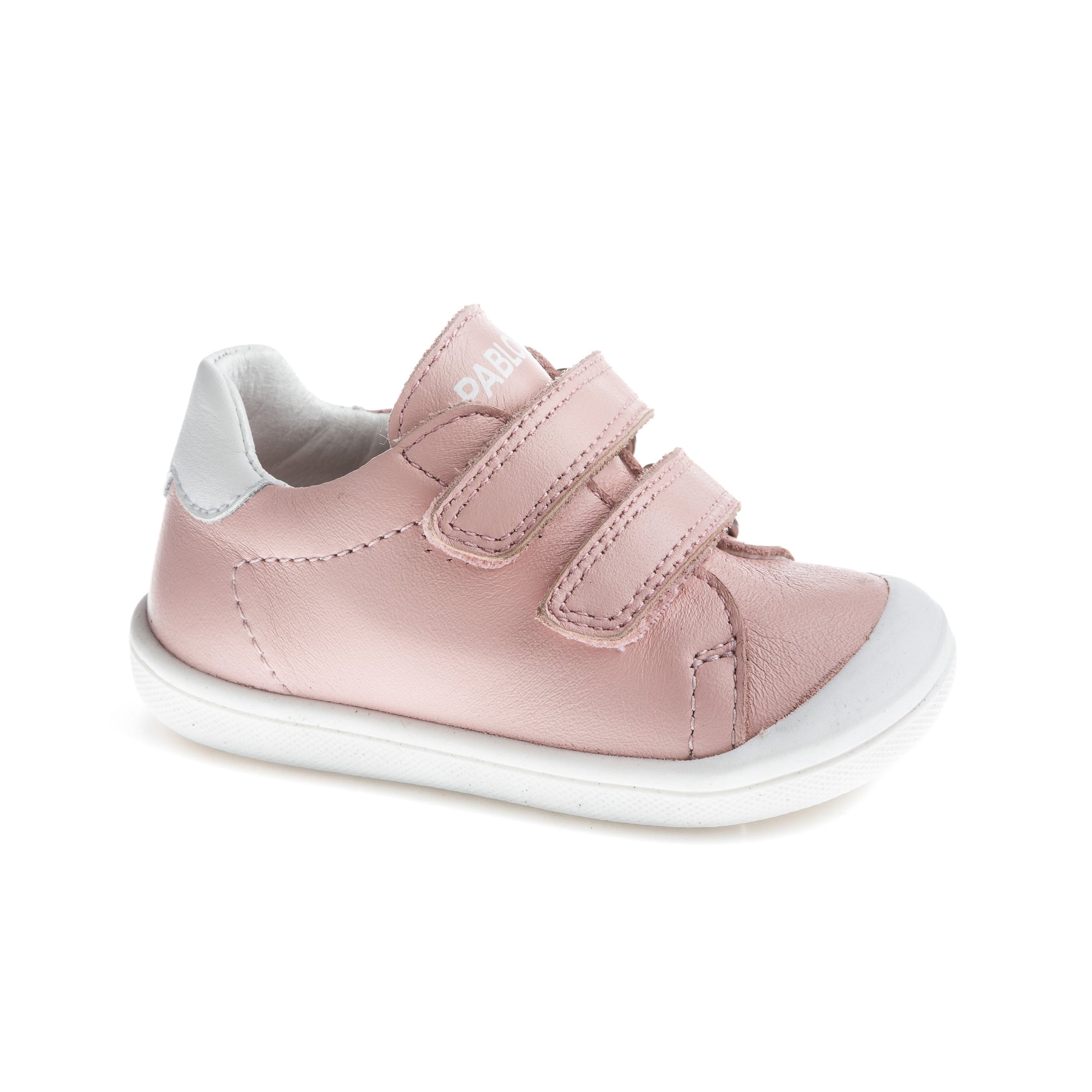 PLUS SNEAKERS