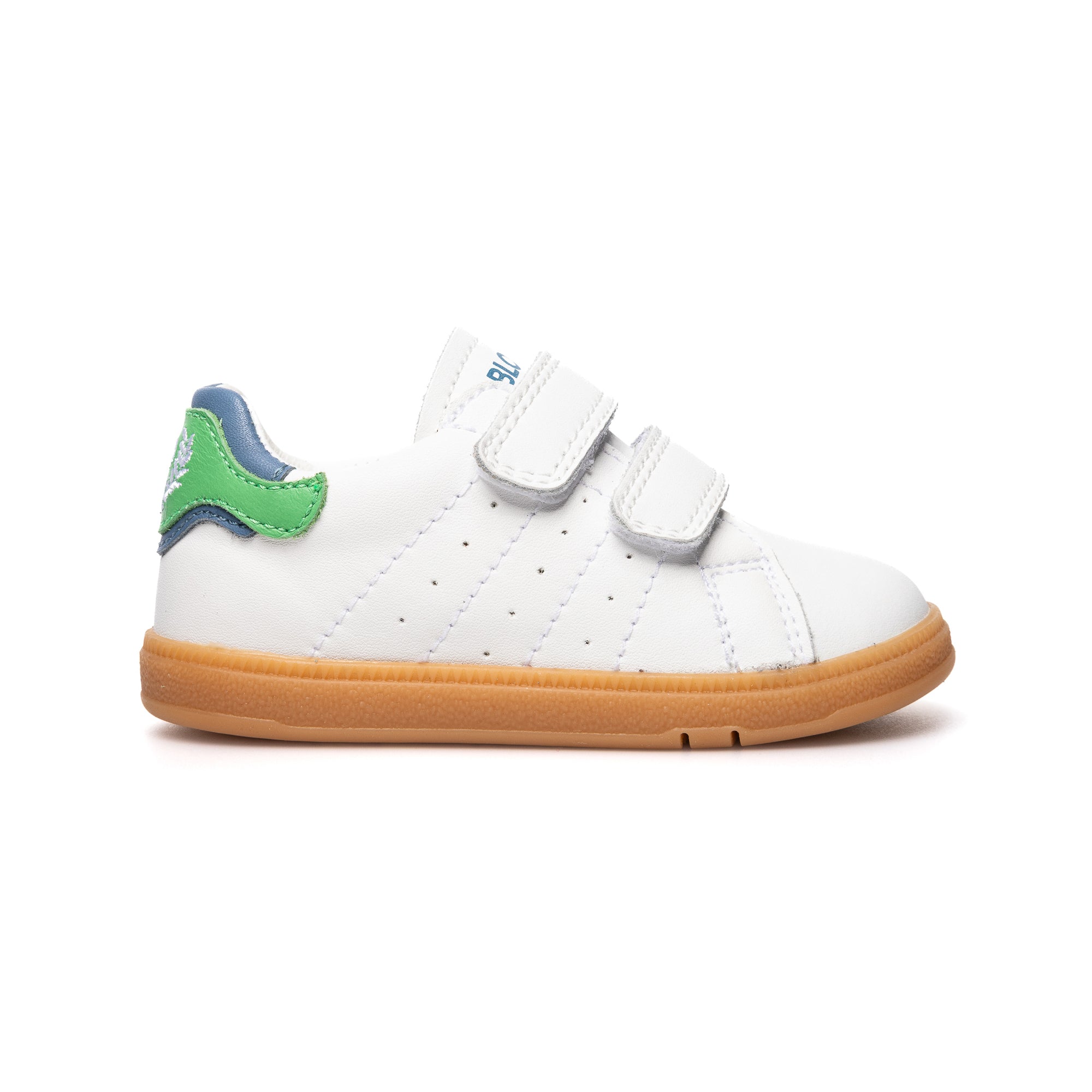 PLUS SNEAKERS