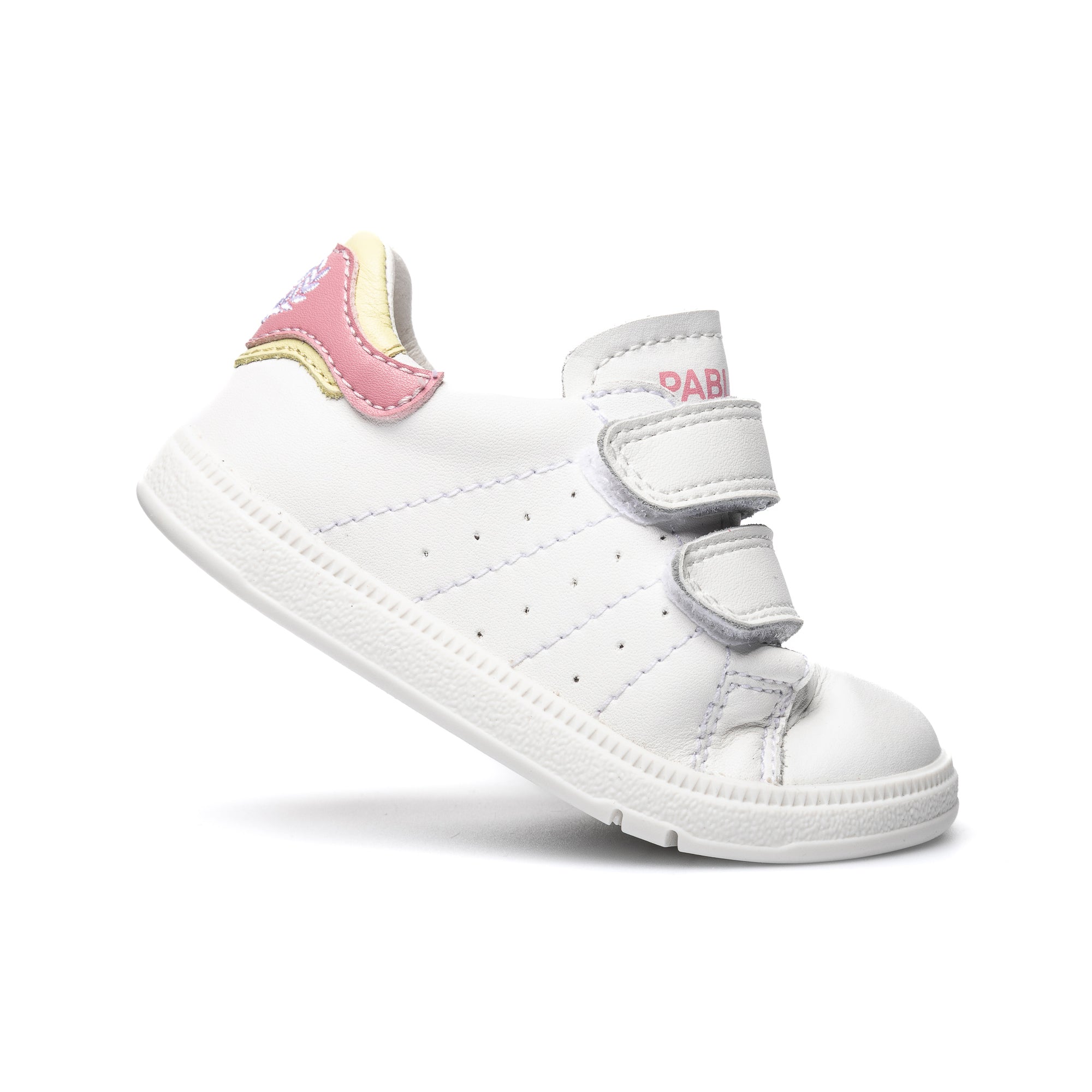 PLUS SNEAKERS