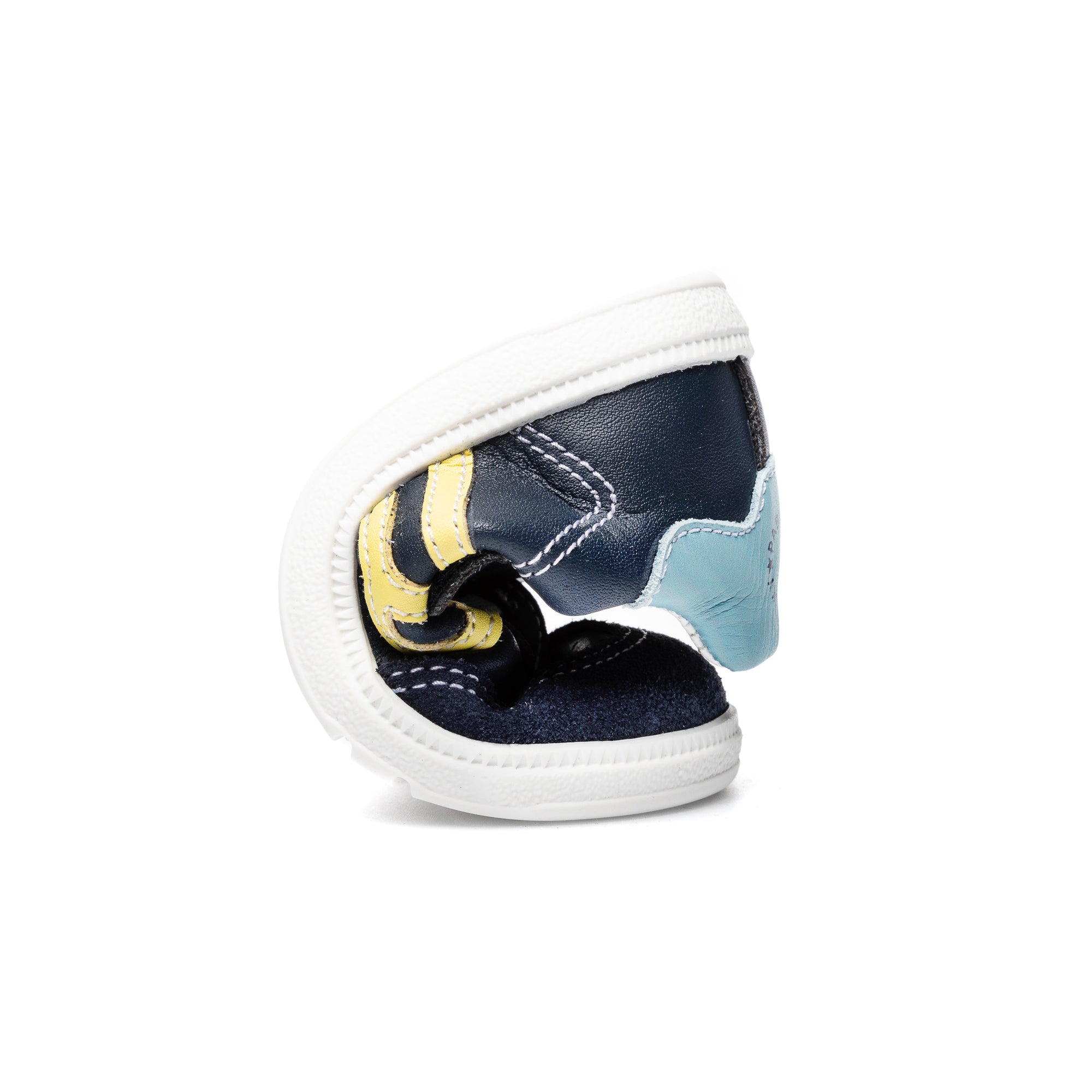 PLUS SNEAKERS