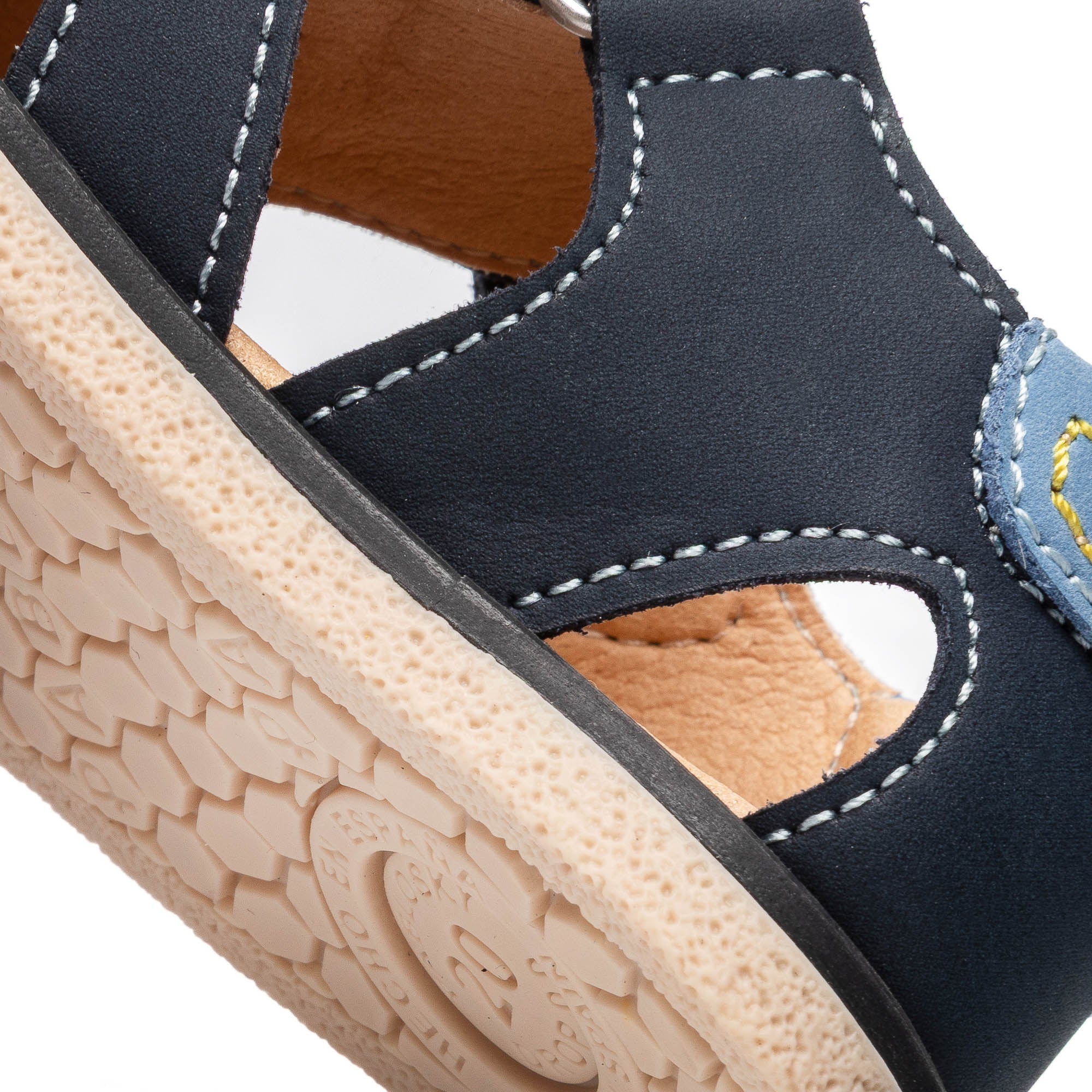 NOBUCK-TECH SANDAL