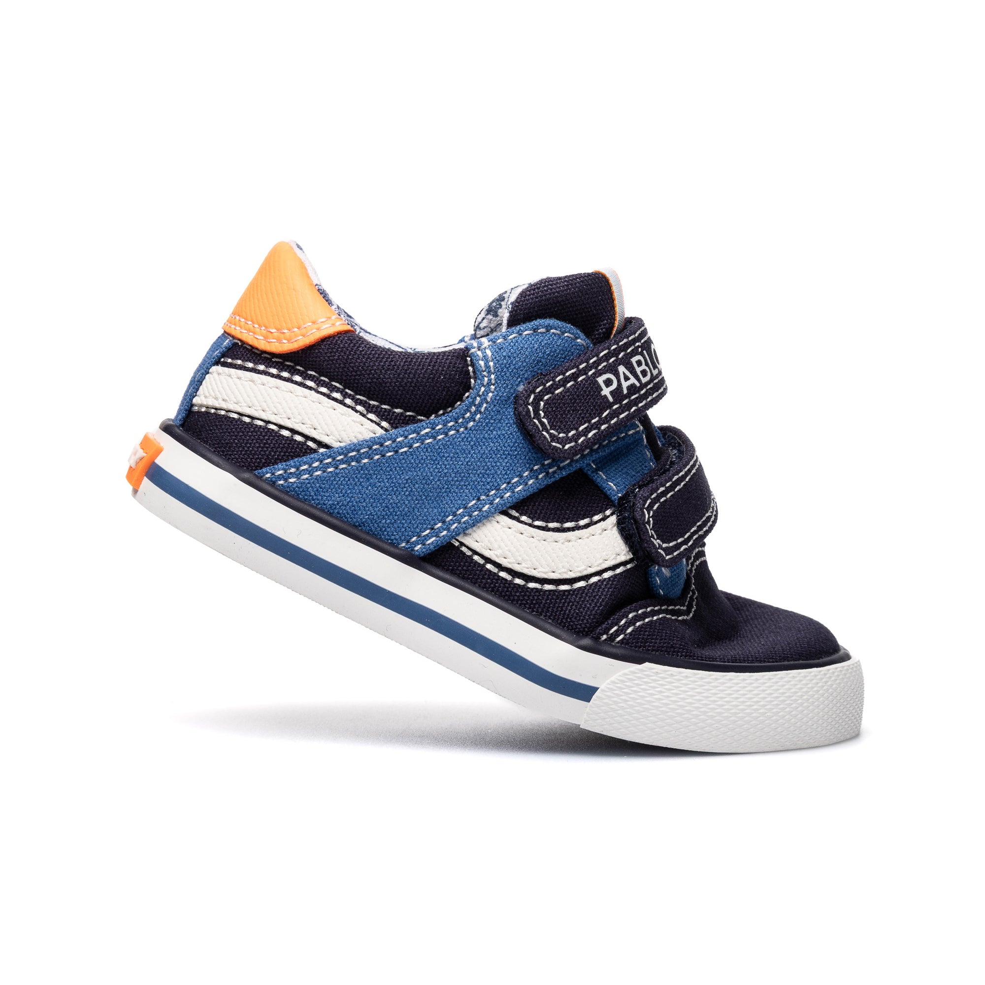 LONA SNEAKERS