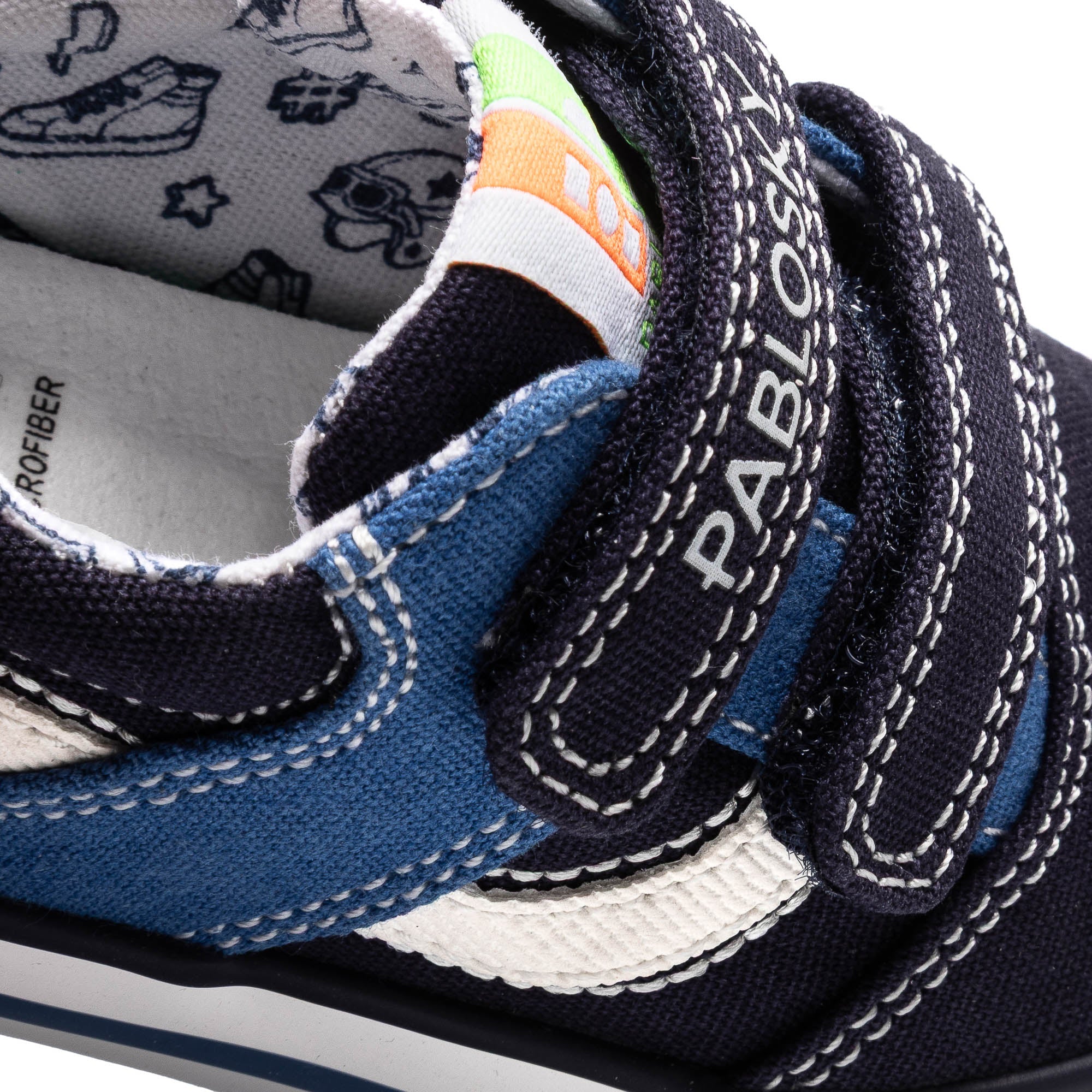 LONA SNEAKERS