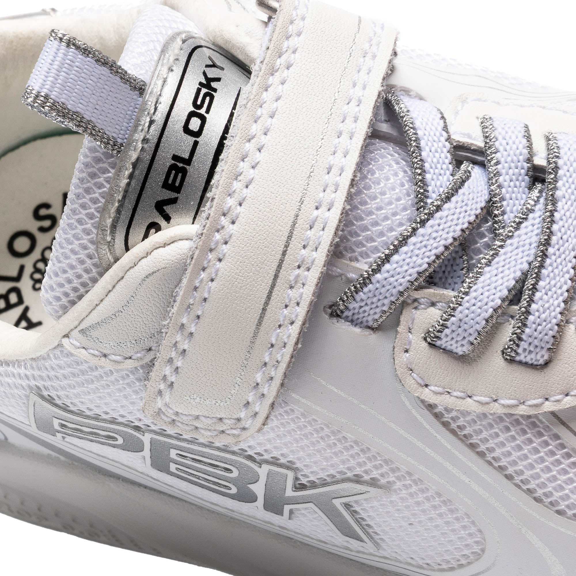 PLUS SNEAKERS